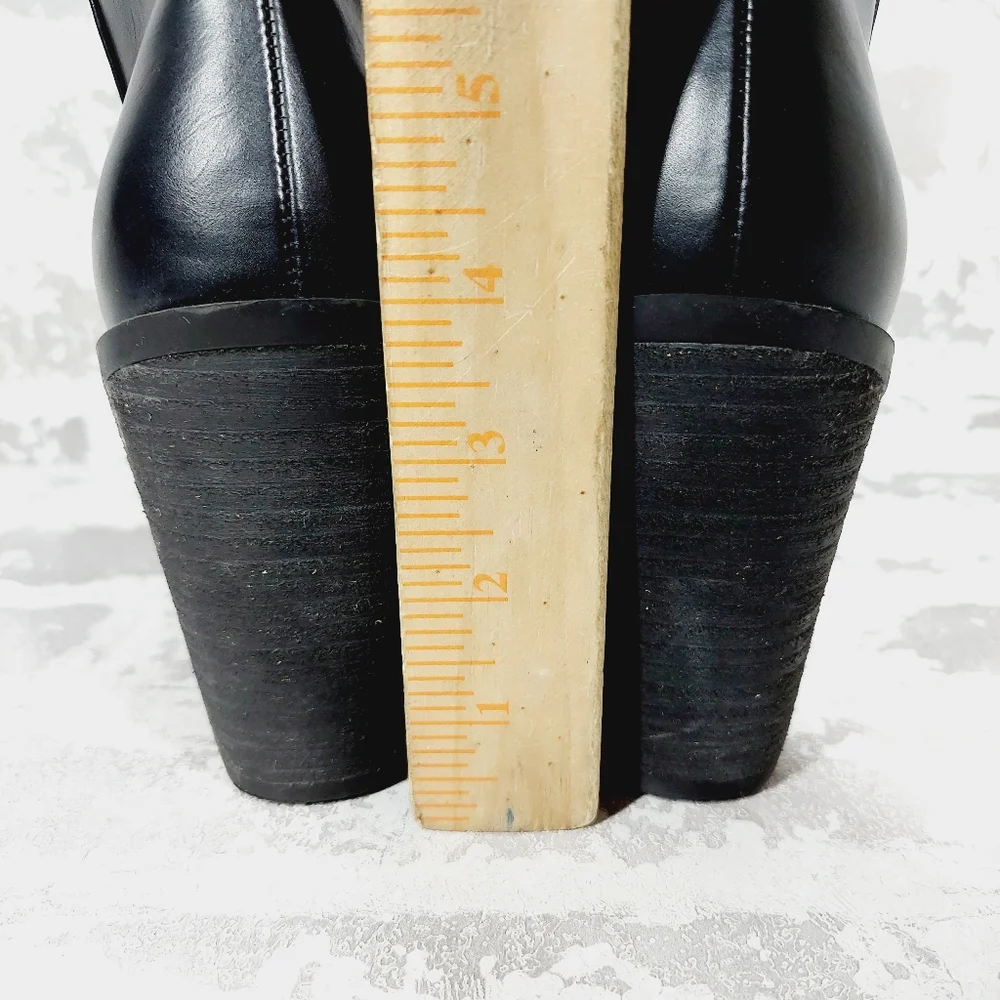 NEW Charles By Charles David In Black Faux Leather Block Heeled Boots B533 - Picture 7 of 12
